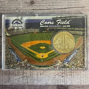 St. Louis Cardinals Busch Stadium Highland Mint 24k Gold Overlay Medallion Coin